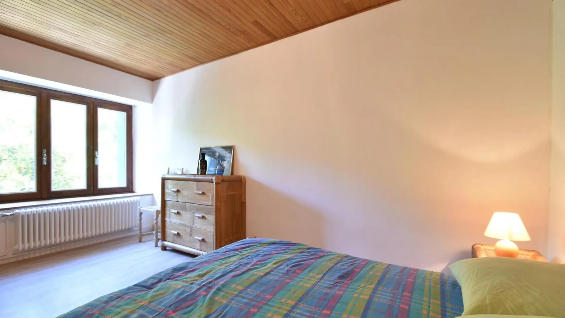 Superb Holiday Home With Private Garden, Cleaning Included Yvias
